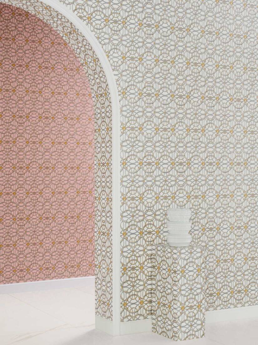 Versace Heritage Cream Silver Wallpaper Medusa Ornament Metallic Paste Wall 